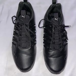 Mens shoes